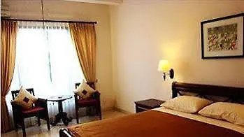 Nirwana Hotel 2*